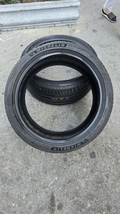 255/40/R21 Michelin pilot sport⁴suv