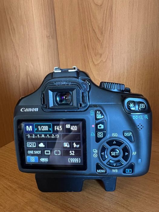 Canon 1100d рабочий