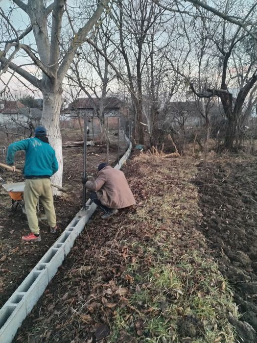 Garduri facem garduri  forjate din sipcă metalica din tablă din plasă