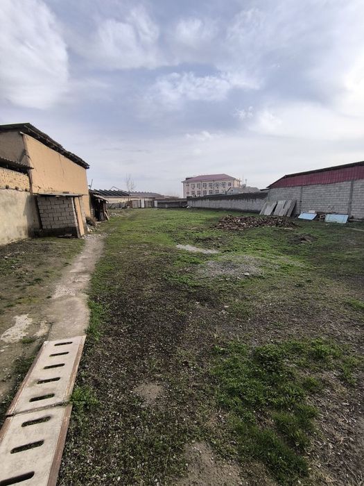 Продам ЗЕМЛЮ 8 соток по документу +7 соток  самозахват. Сергели