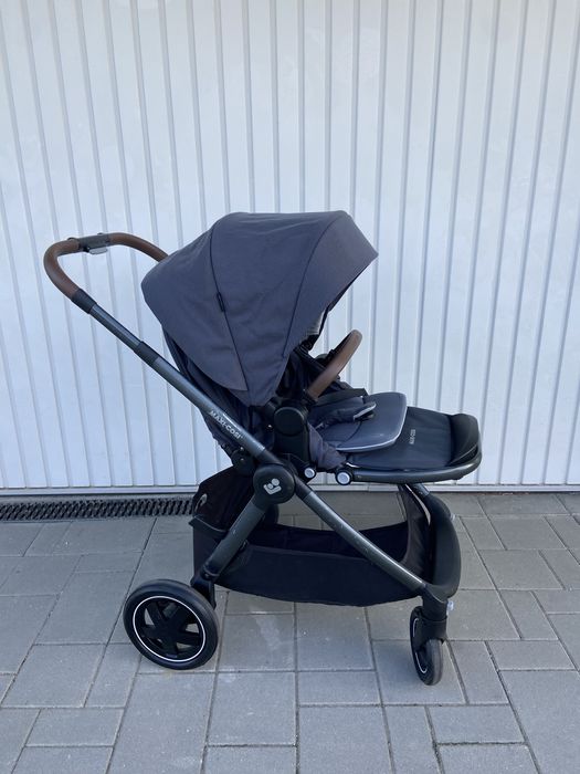 Maxi Cosi  Full set: ADORRA 2 + Tinca  + Isofix Base