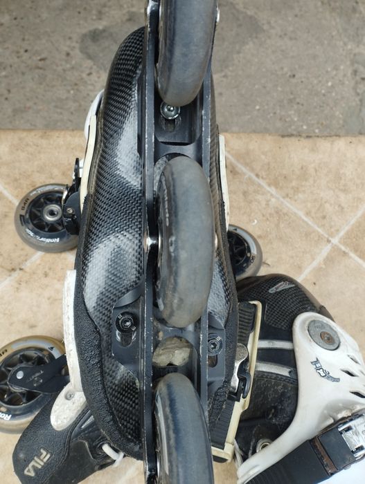 Role Fila road carbon mărime 43