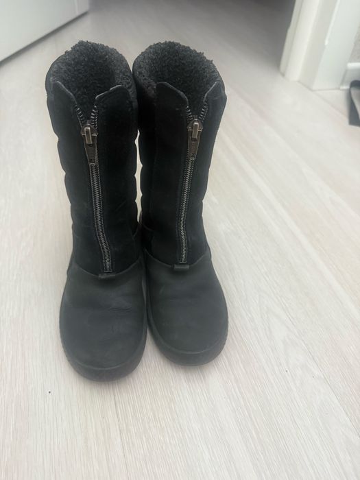 Продам детский обувь