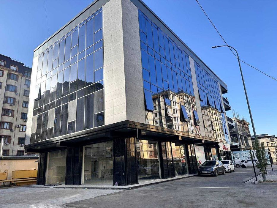 Согбон нежилое здание 200кв  + подвальное помещение 350кв