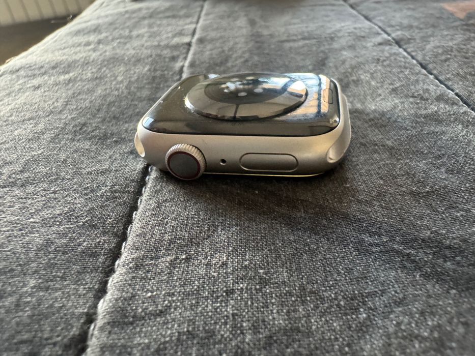 Apple Watch Series 7 Stainless Steel 45 mm Starlight (GPS + Cellular)