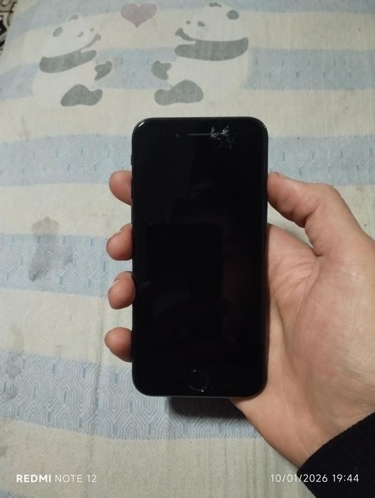 Iphone 7 sotiladi abmen ham bor