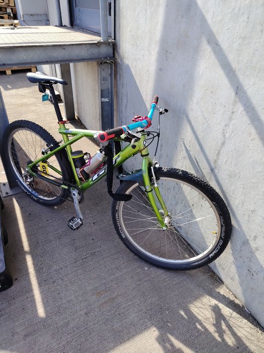 Bicicleta GT Backwoods