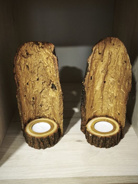 Свещник с декоративна кора и златиста вътрешност