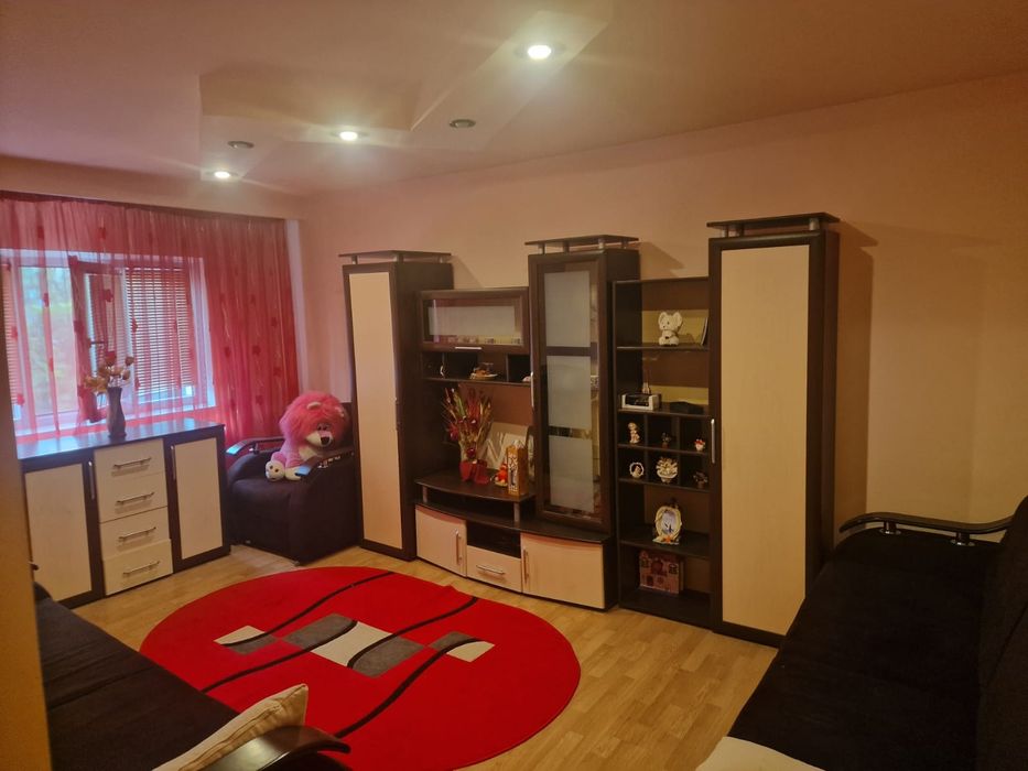 Vand apartament 2 camere