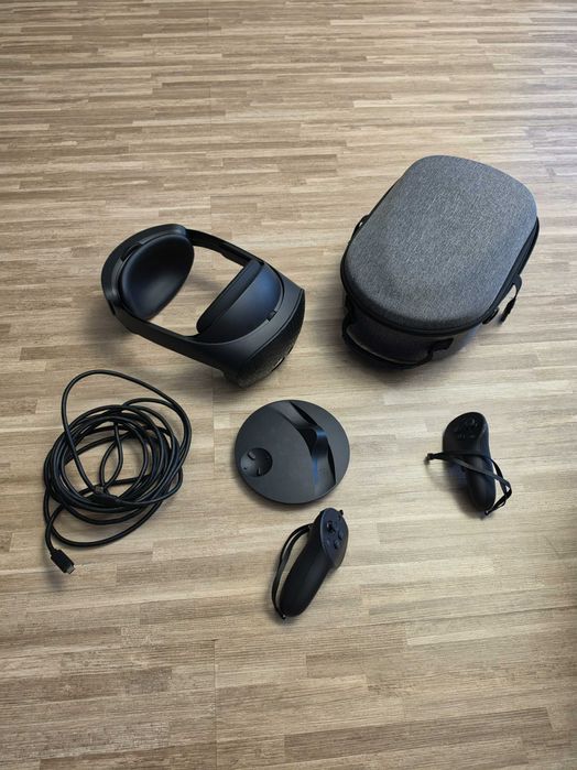 Очки виртуальной реальности Meta Quest Pro+Oculus link кабель, сумка.