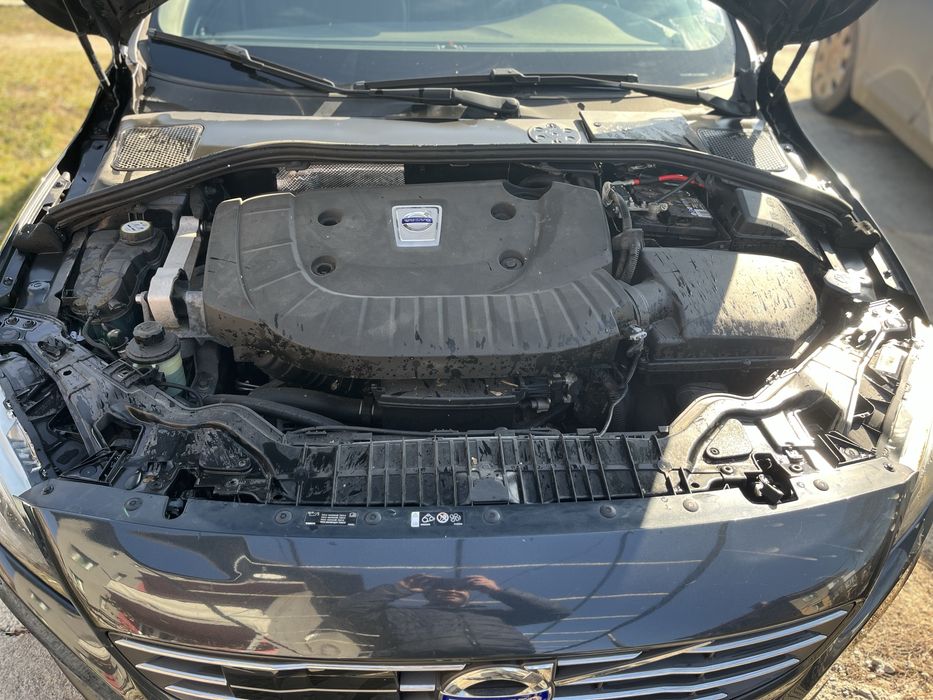 Продавам Долнище (блок) за Volvo V60 / S60 – 2.0 D3/D4 (5 цилиндъра)