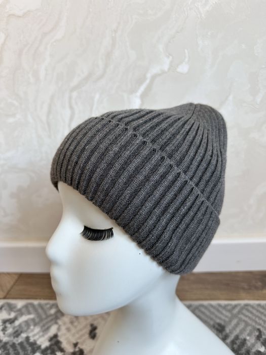 500 тг, шапки новые