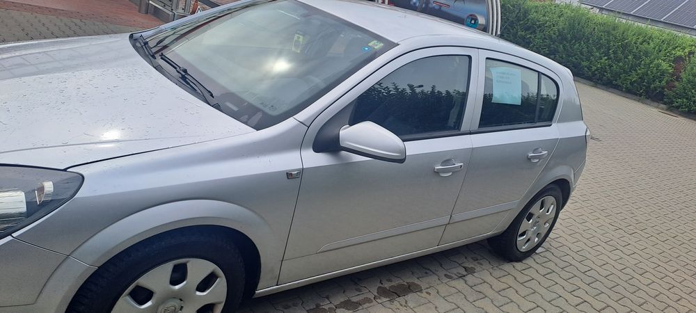 OPEL Astra 2005 — imagine 3
