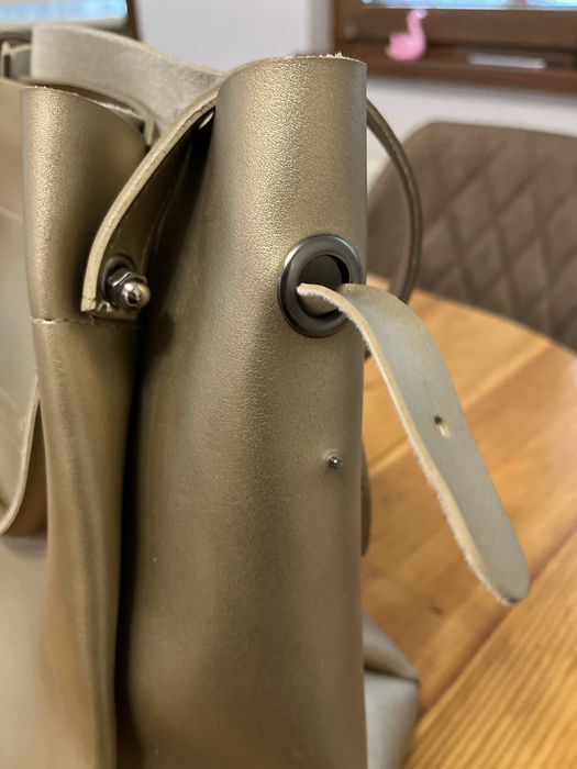 Еко кожа чанти GUESS