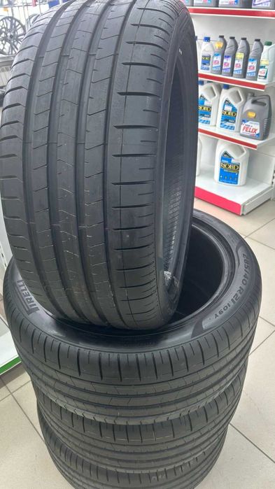 285/40R21 Pirelli Pzero