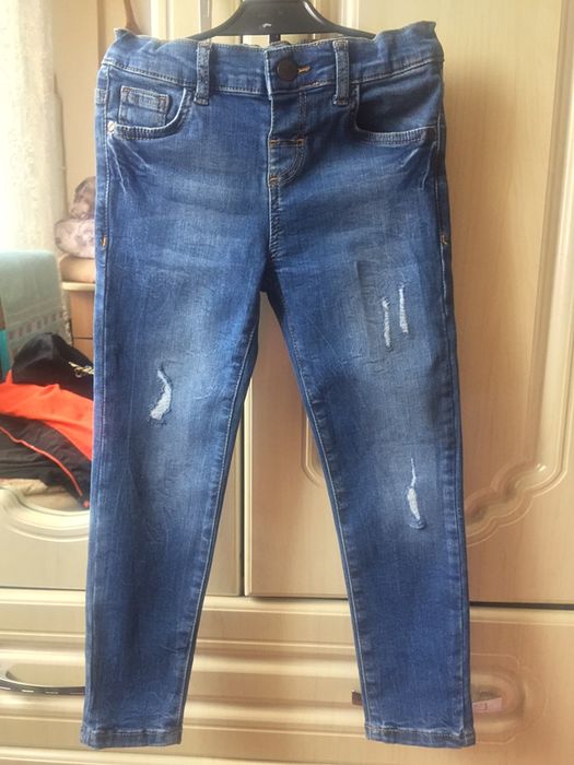 Продам джинсы, фирмы Вайкики