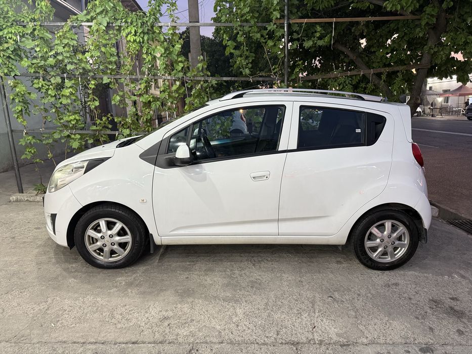 Chevrolet Spark 2015 — 8