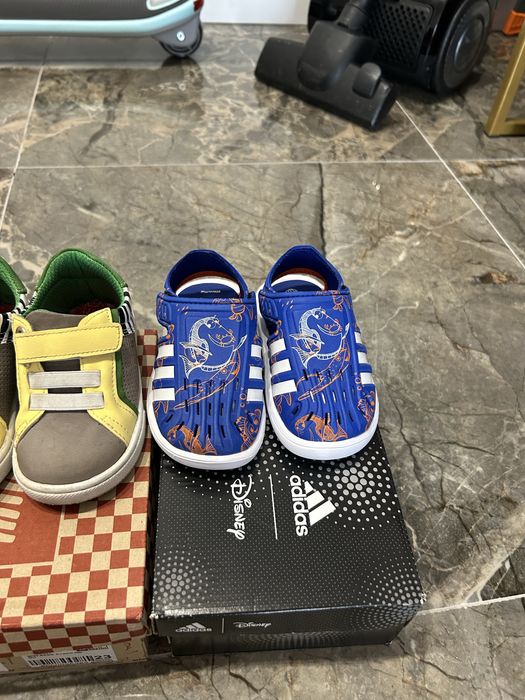 Фирменная Детская обувь