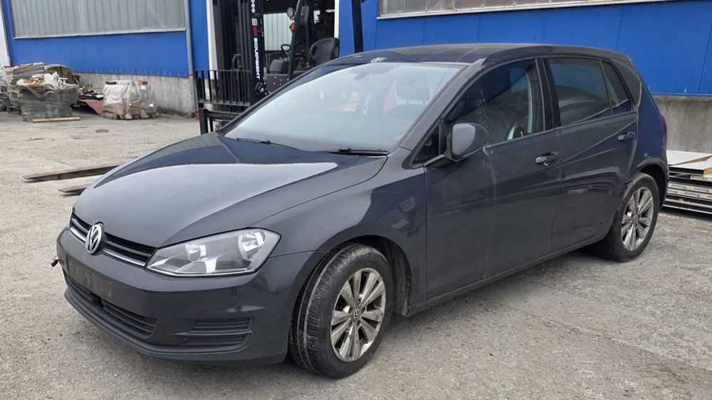 Dezmembrez VW Golf 7 1.6 d 2013