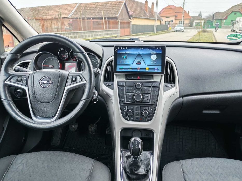Opel Astra J 1.7 CDTI, Climatronic, Navi, an 2013