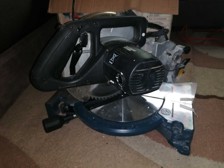circular einhell 1600 w , taie la 45 grade , oblic etc - functional