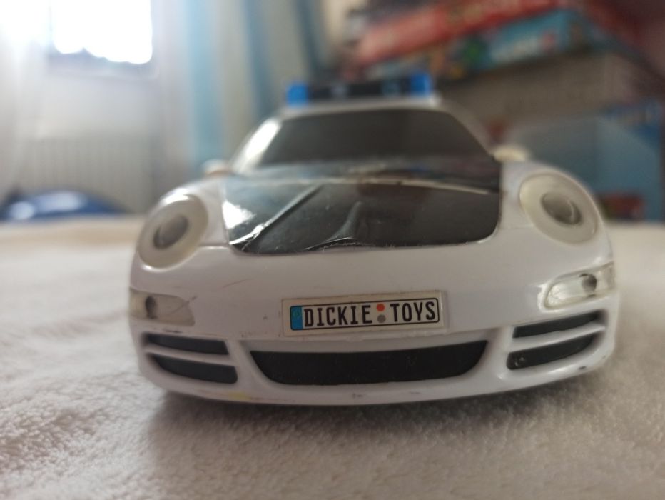 Mașina politie cu baterii