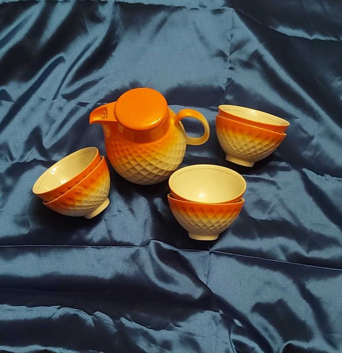 Продается керамический чайный набор