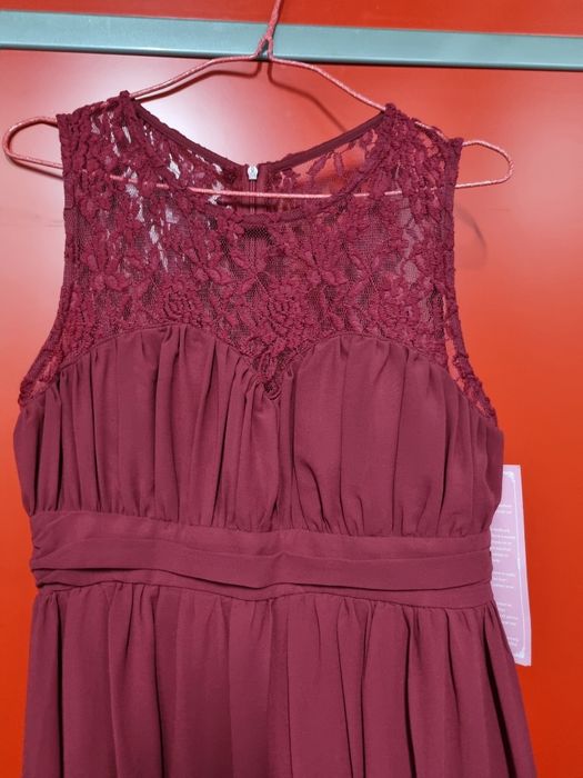 Дълга рокля бордо