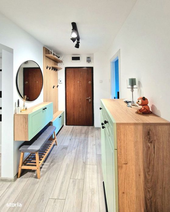 Apartament 3 camere, 68 mp, decomandat, renovat