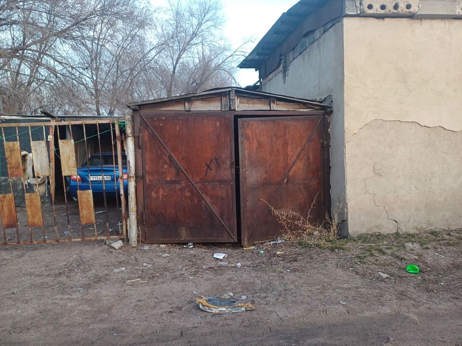 Продам гараж в 18 микрарайоне или обмен на что нибудь