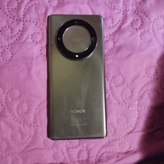 Schimb sau, vând HONOR ,MAGIC 5.lite