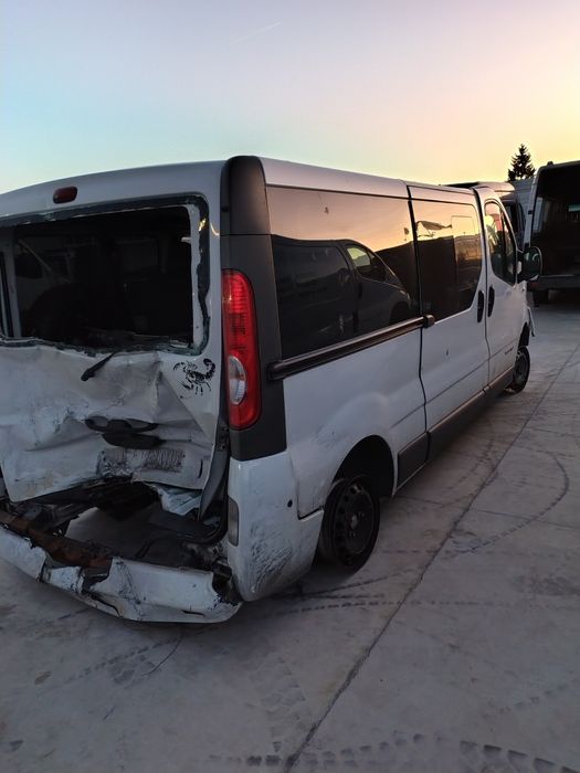 Рено Трафик / Опел Виваро / Renault Traffic/ Vivaro 2.0  DCI  НА ЧАСТИ