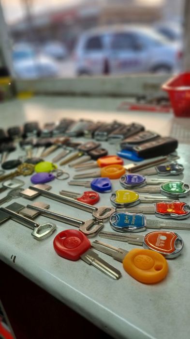 Goldenkey kalitsozlik ustaxonasi barcha turdagi kalitlar tayorlash