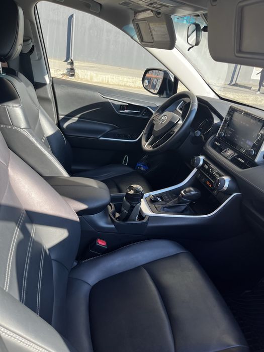 Toyota RAV4 2020,