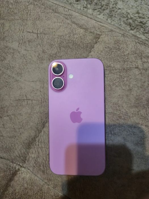 Продам iPhone 16