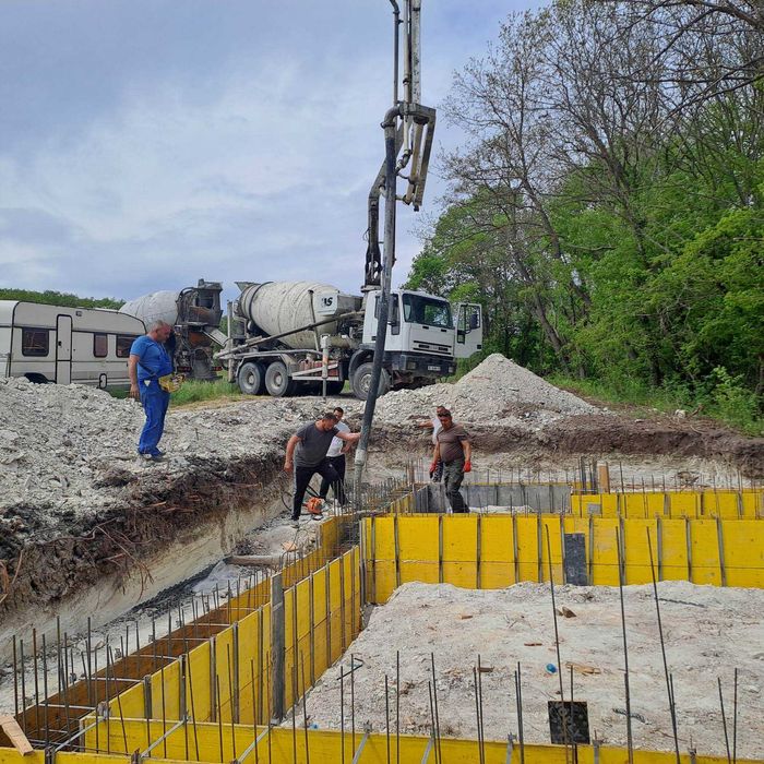 Груб строеж Покриви Къщи до ключ -Строителни услуги ремонти