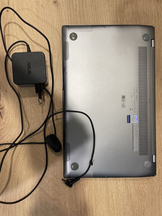 Asus Zenbook 14 2020 UM433I