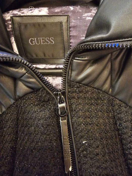Зимно яке GUESS M-L