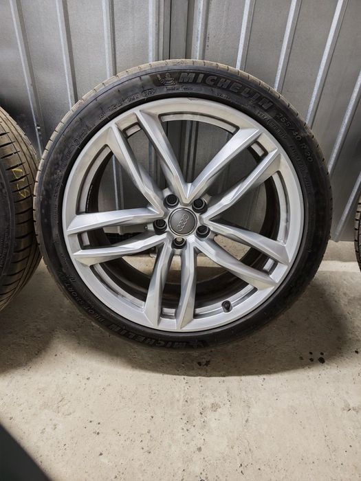 Vând jante Audi R20 OEM