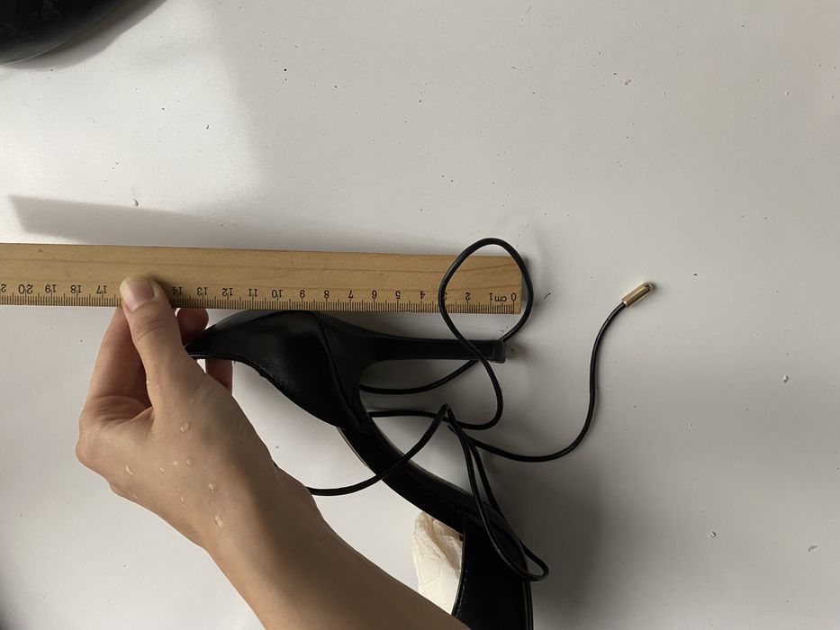 Туфли на завязках