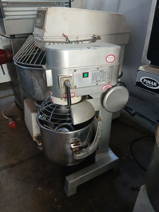 Mekser 30 letrlik 220v