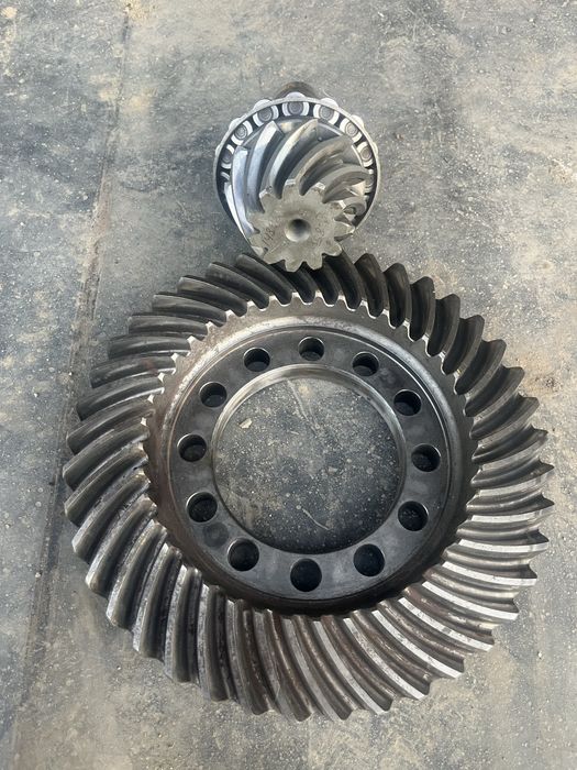 Pinion + coroana john deere 8100/8200