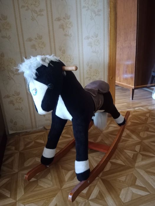 Продам машинку по 3000