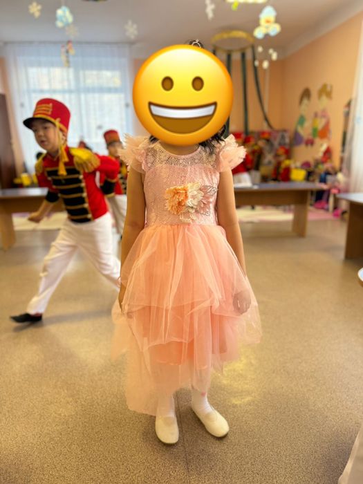 Платье нарядное детское