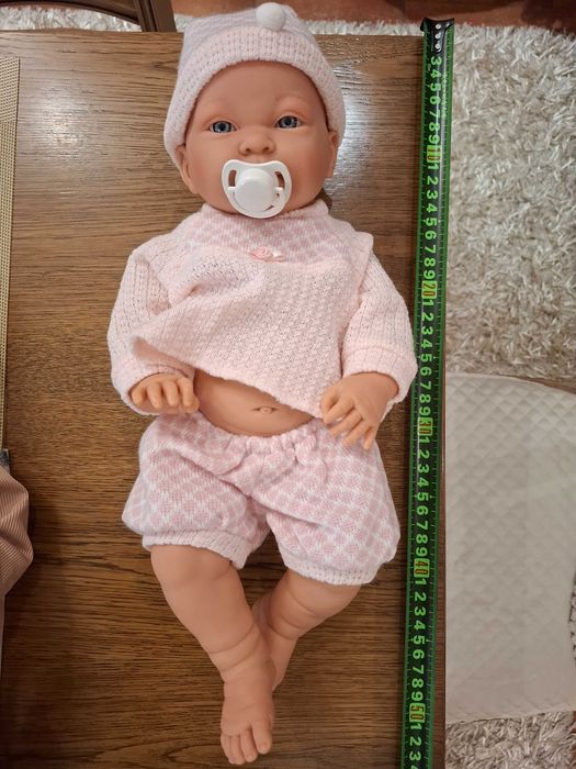 Реалистична кукла