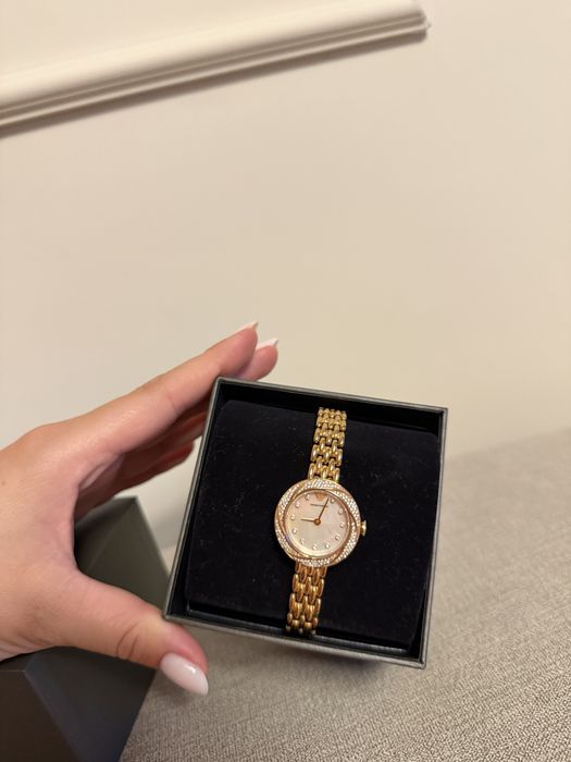 Дамски часовник Emporio Armani Gold