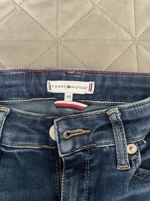 Дънки „Tommy Hilfiger”