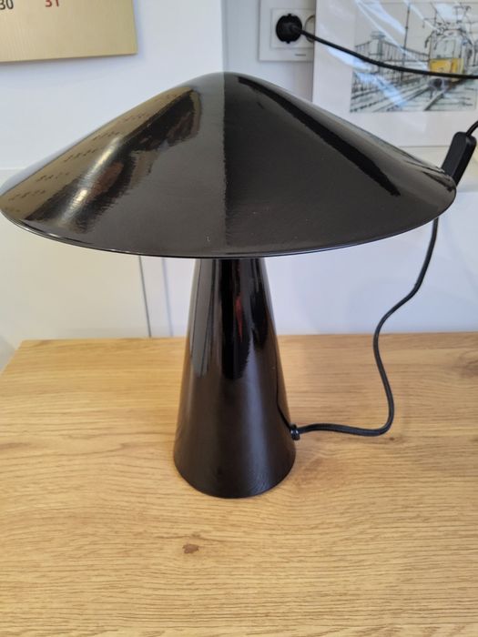 Настолна лампа от метал H&M Home