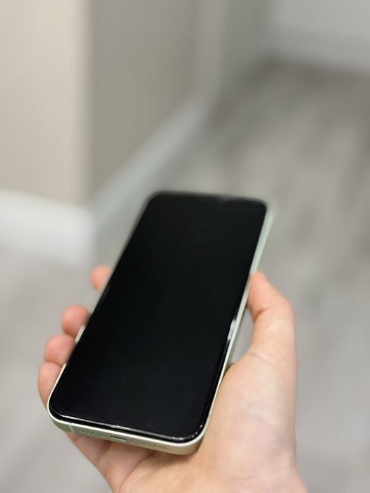 Айфон 12 с гарантией