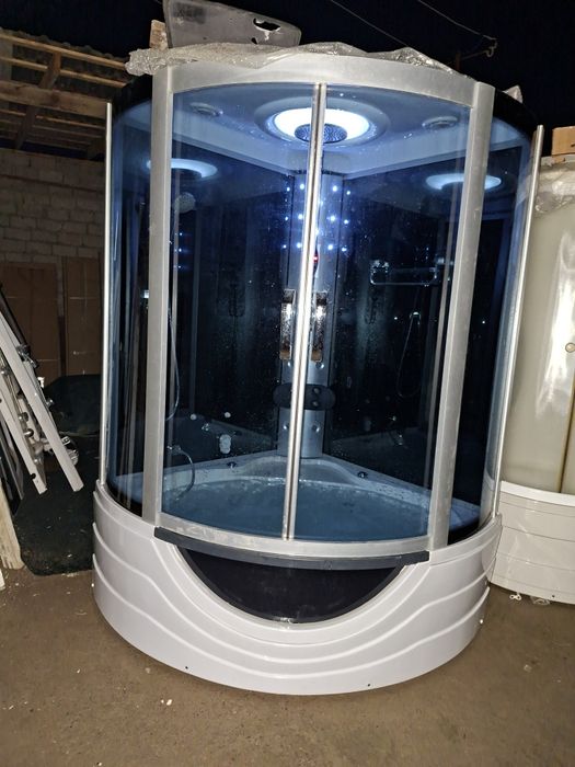 Катта душ кабина 135х135 жакуззи